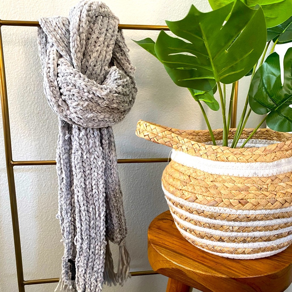 INC Women’s Silver grey metaling scarf